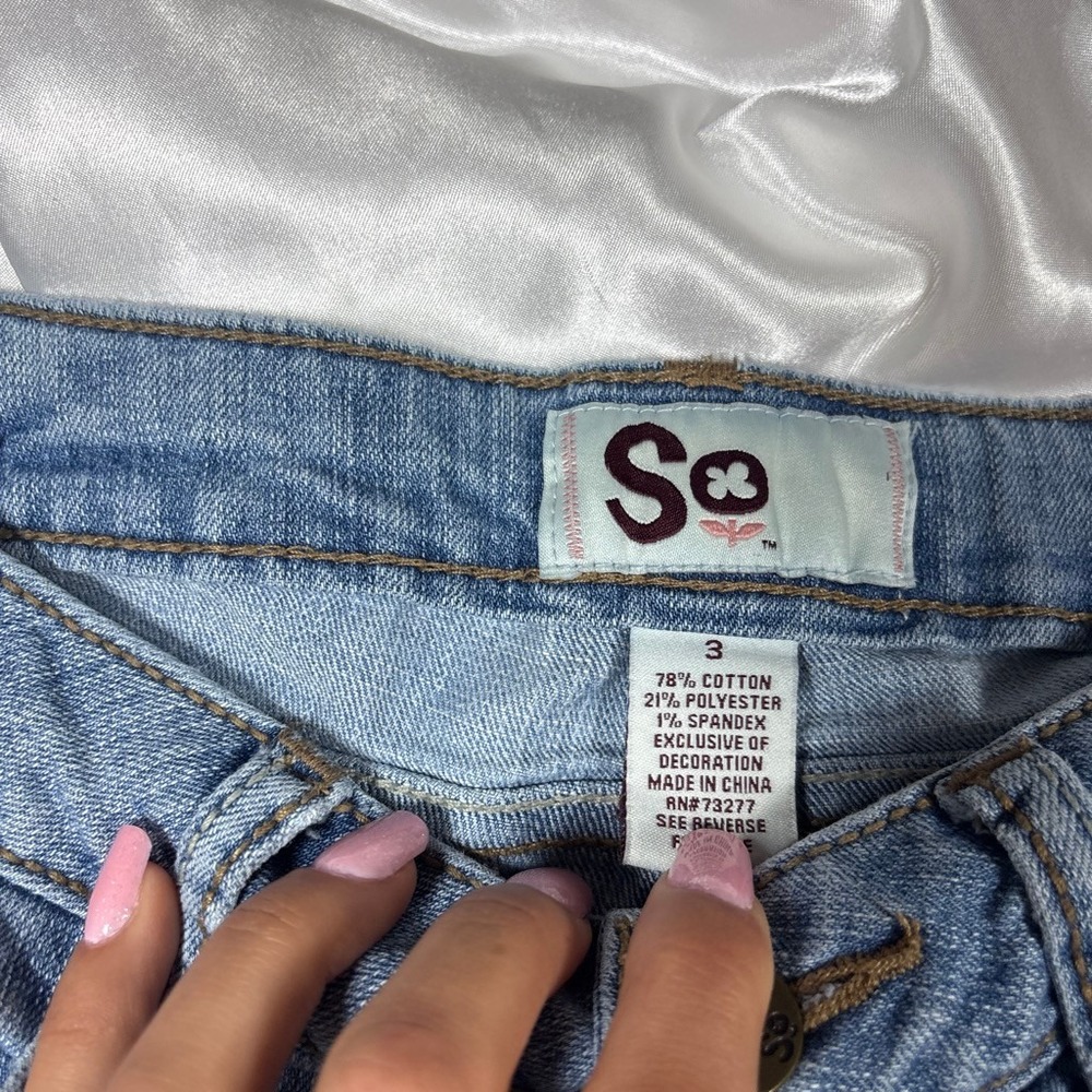 y2k SO Capri Jeans Light Wash Low Rise Cropped Denim Pants Size 3 - Picture 5 of 8